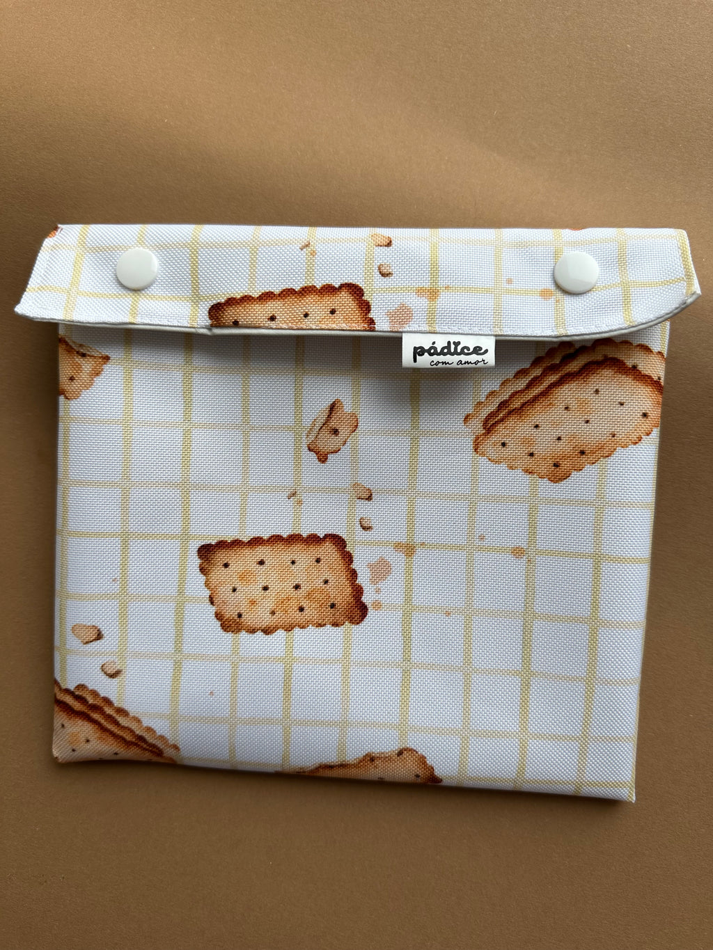 Bolsa versátil: ideal para lanches, para colocar documentos ou que mais lhe convier