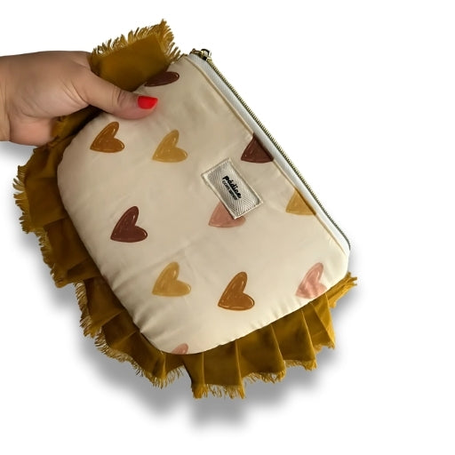 Bolsa Pipi com Folho - Elegância e Praticidade