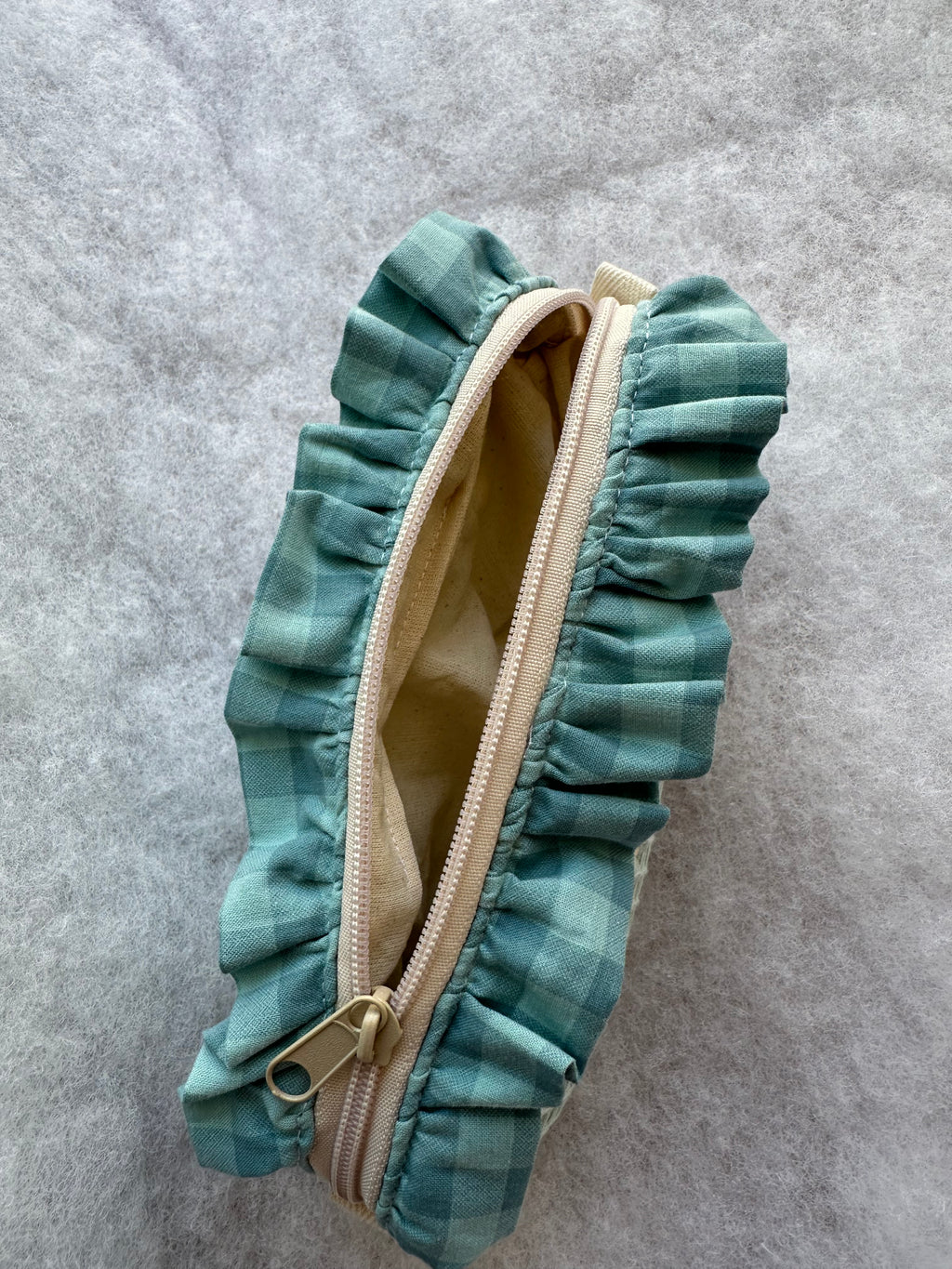 Necessaire com folho