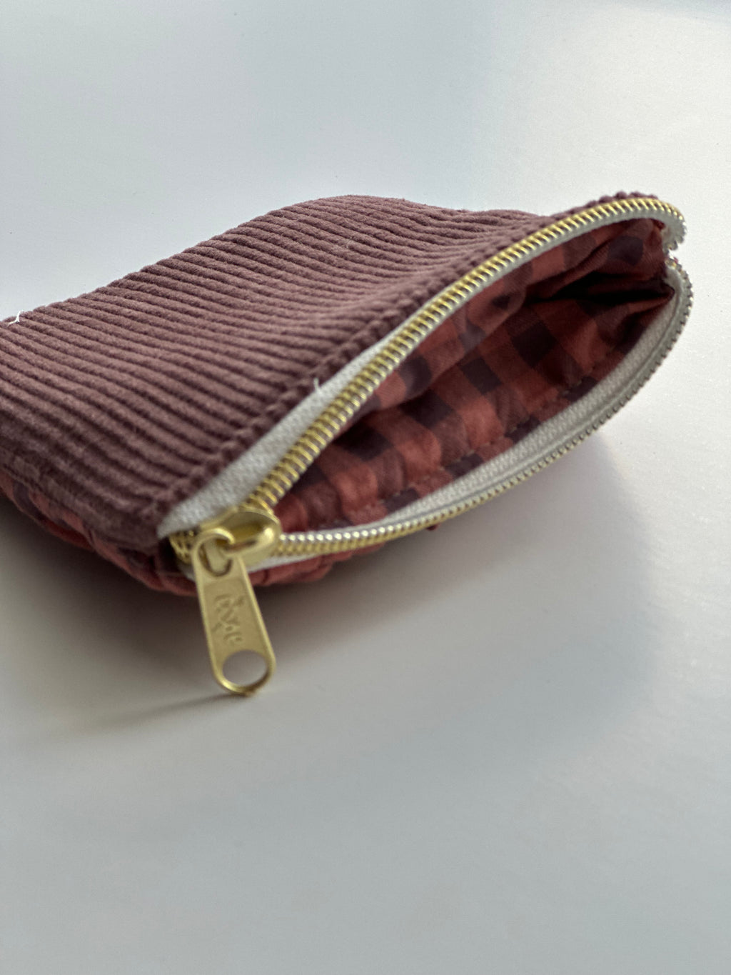 Porta-moedas folhos