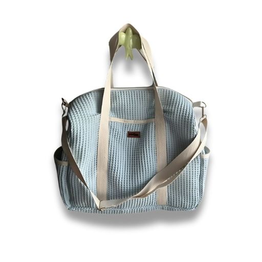 Mala de bebé leve e prática