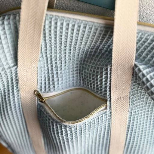 Mala de bebé leve e prática